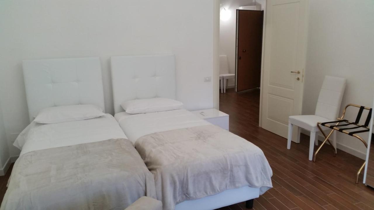 Isonzo Comfort Apartament Apartamento Ancona Exterior foto